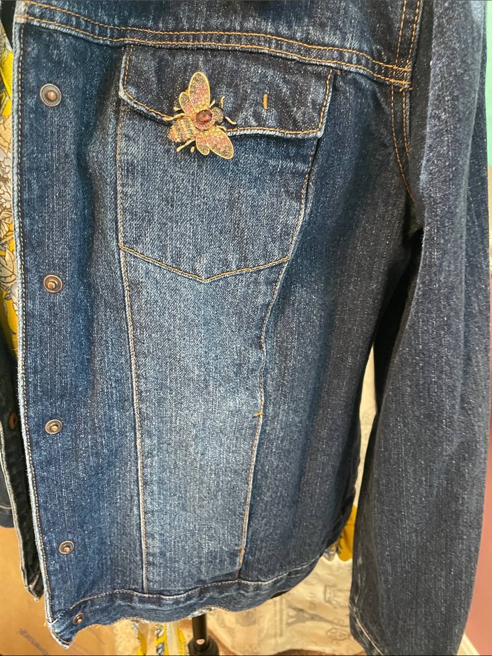 Dark Blue Denim Jacket with Black Faux Fur Collar - Liz Claiborne - Picture 6 of 16